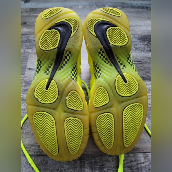 Nike Air Foamposite Pro - Picture 3 of 3